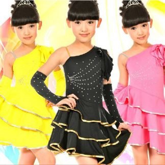 latin-xoroy-stoles-paidikes-oriental-papoytsia-salsa