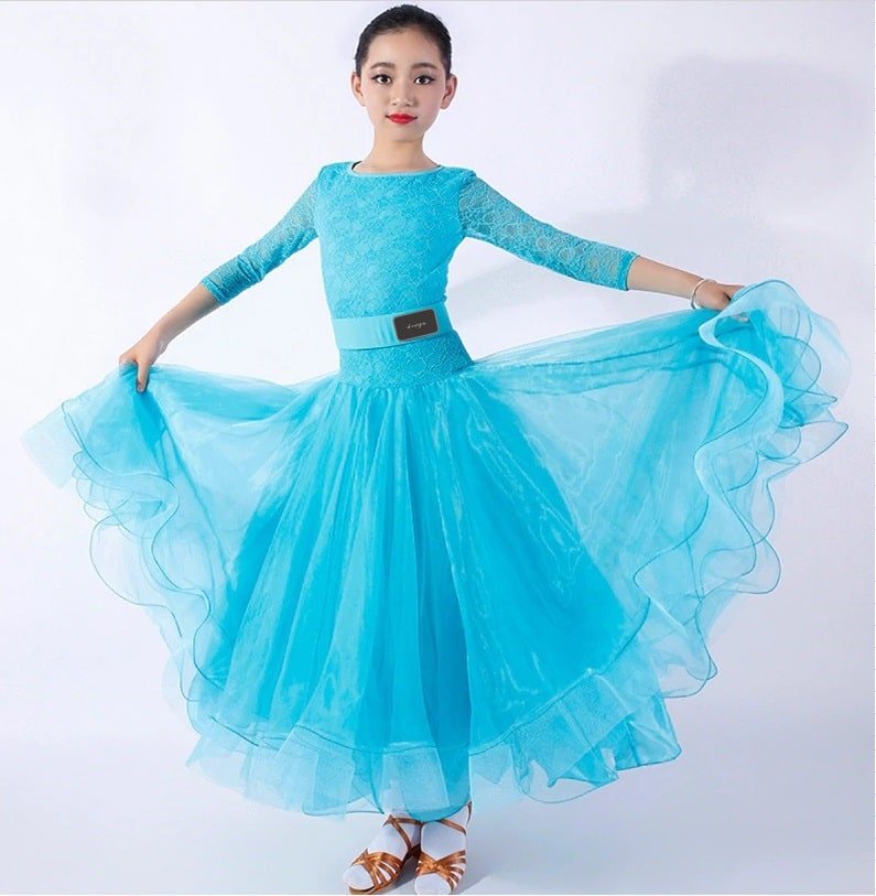 paidiko-forema-evrwpakwn-horwn-ballroom-dress-siel
